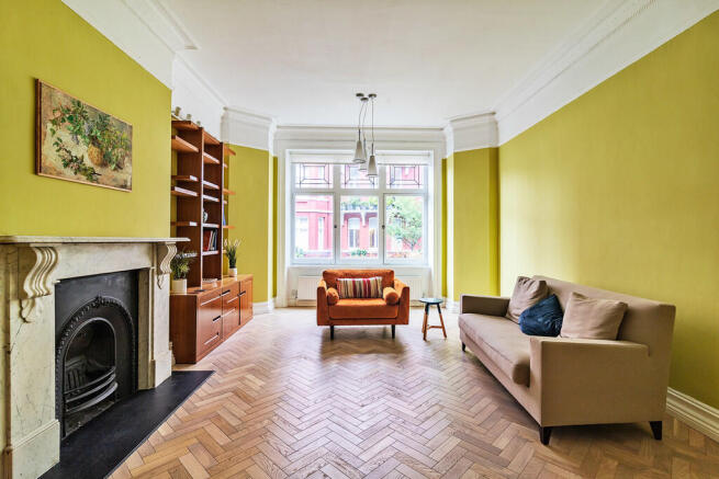 Hyde_Park_Mansion...