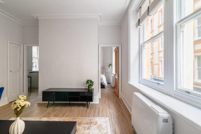 Charing_Cross_Man...