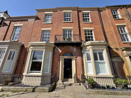 Bank Parade, Preston, PR1