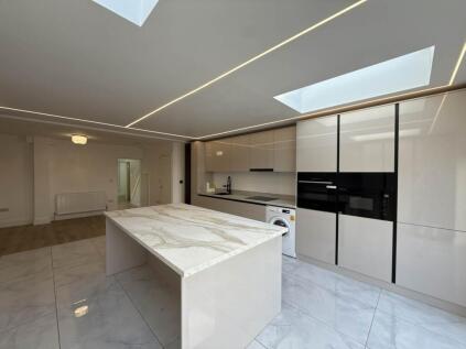 Bullhead Road, Borehamwood