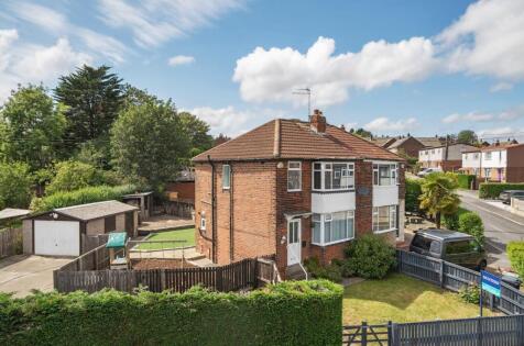 Broadgate Avenue, Horsforth, LS18