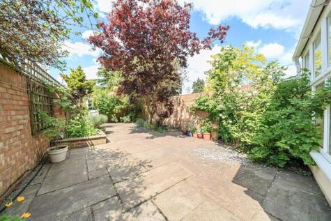 Hallowell Close, Mitcham, CR4