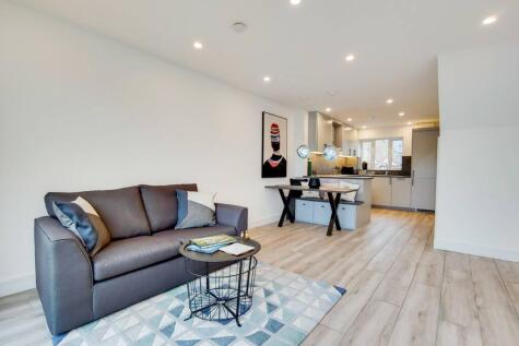 Wellington Terrace, Wapping, London, E1W