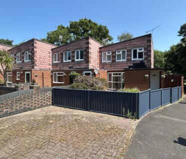 Falconer Court, Holbury, SO45