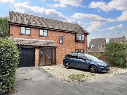 Hayes Mead, Holbury, SO45