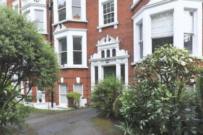 Albert Bridge Road, Battersea - SW11