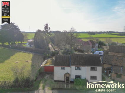 Norwich Road, Yaxham, Dereham, NR19 1RP