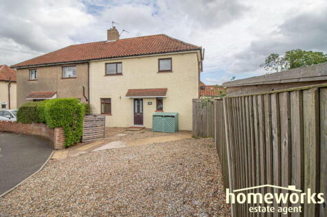 Shipdham Road, Dereham, NR19 1JR