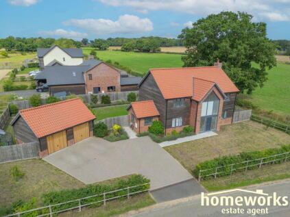 Albatross Road, Hockering, NR20 3JN