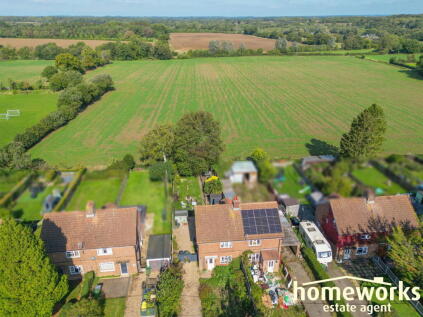 School Plain,Scarning,Dereham,NR19 2PN