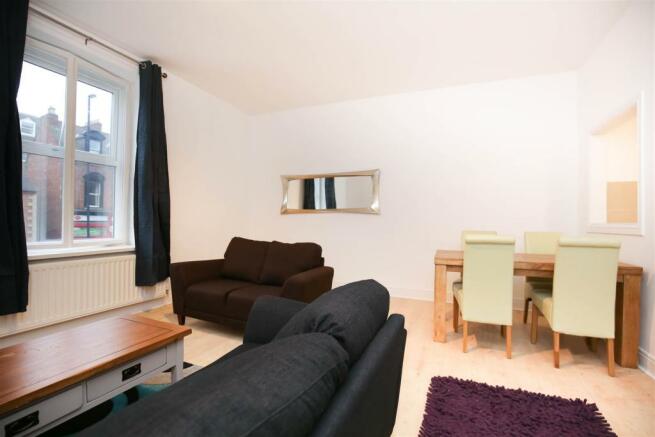 2 bedroom apartment to rent Arthur's Hill
