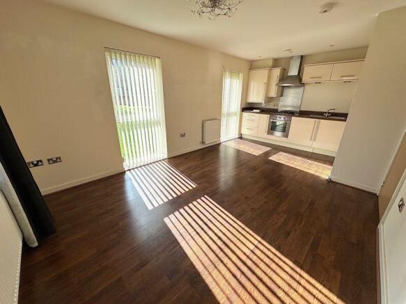 Lounge / Kitchen
