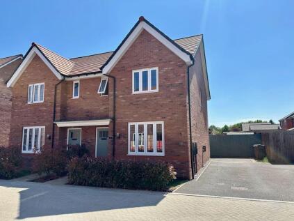 Featherstone Crescent, Heald Green, Cheadle