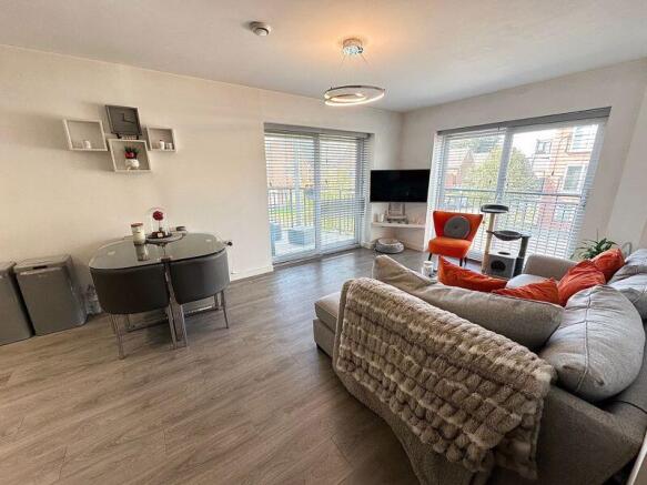 Open Plan Lounge/ Kitchen