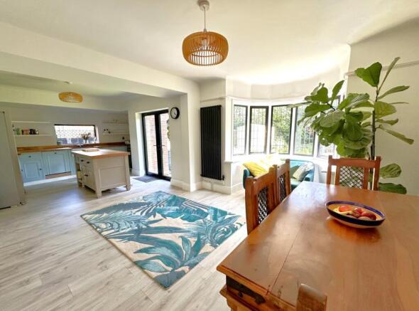 Kitchen/Dining Room