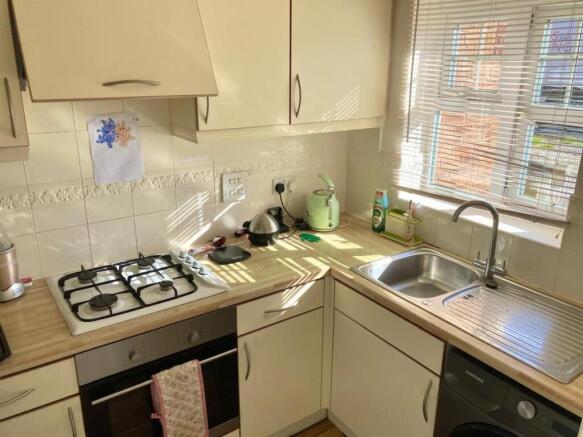 horseshoe kitchen.jpg