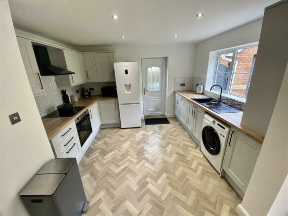 Open Plan Kitchen and Dining Room