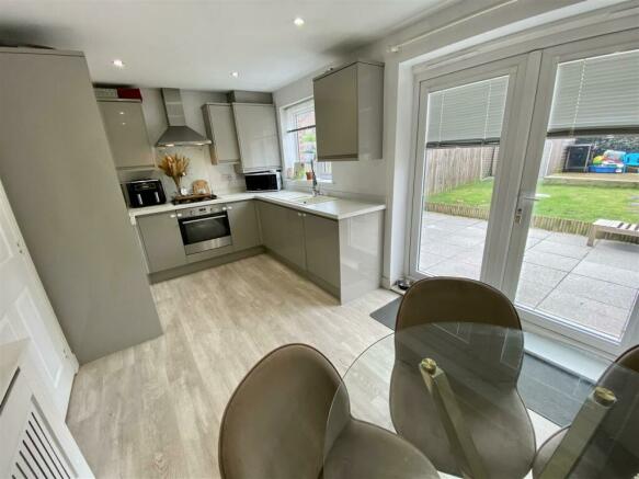 Open Plan Kitchen and Dining Room