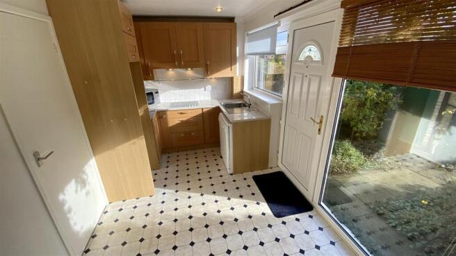 Open Plan Kitchen and Dining Room