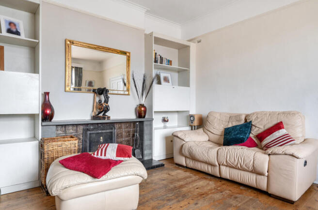 1405507-13-697b4f...