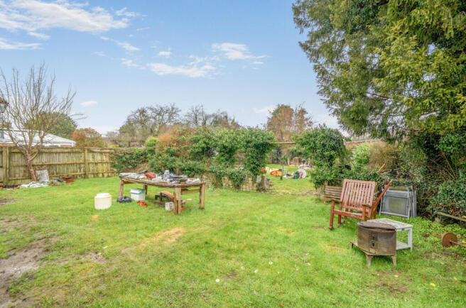 1405507-9-697b4ed...