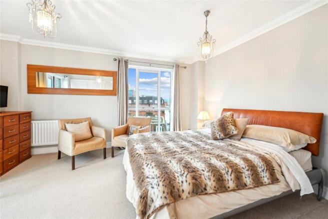Reception/Bedroom