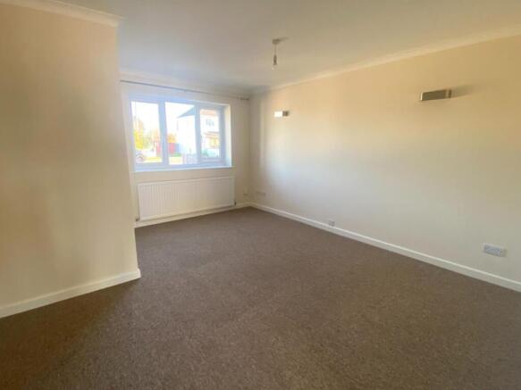 Photo 21-11-2025, 12 21 53.jpg