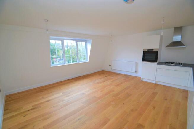 2 Bedroom Apartment For Sale In Watling Street, Radlett, Wd7