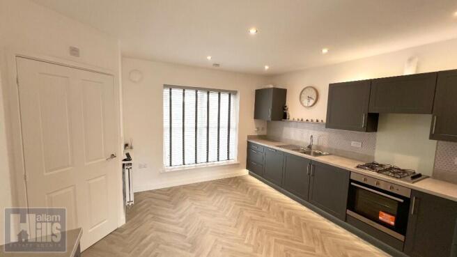 Kitchen / Dining