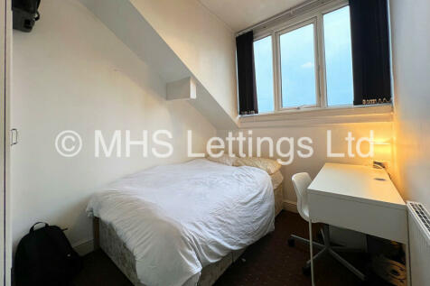Leeds - 1 bedroom terraced house