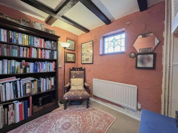 SITTING ROOM