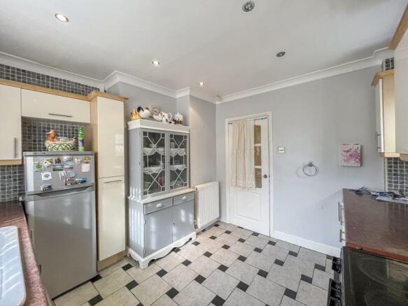 BREAKFAST KITCHEN