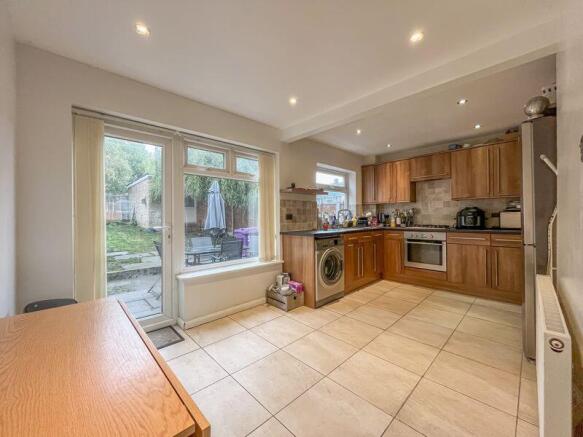 KITCHEN/DINER