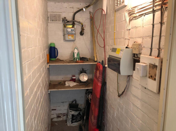 3 Bedroom Semi Detached House For Sale In Mountbatten Crescent Outwood Wf1 3en Wf1