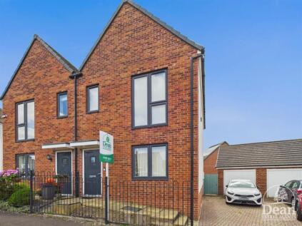 Cinders Crescent, Cinderford