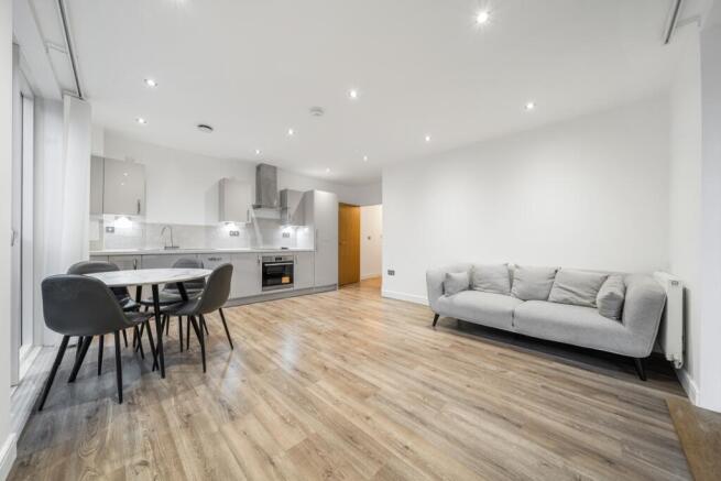 1383801-10-691def...