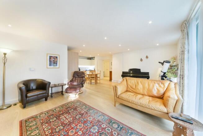 Living room kitch...