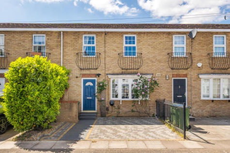 Bowater Place, London, SE3