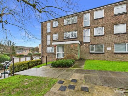 Templar Court, Woodpecker Mount, Pixton Way, Croydon