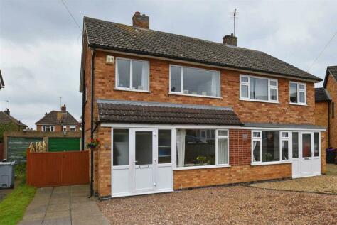 Stamford - 3 bedroom semi-detached house for sale