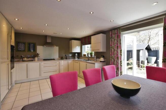 Kitchen/Breakfast Room