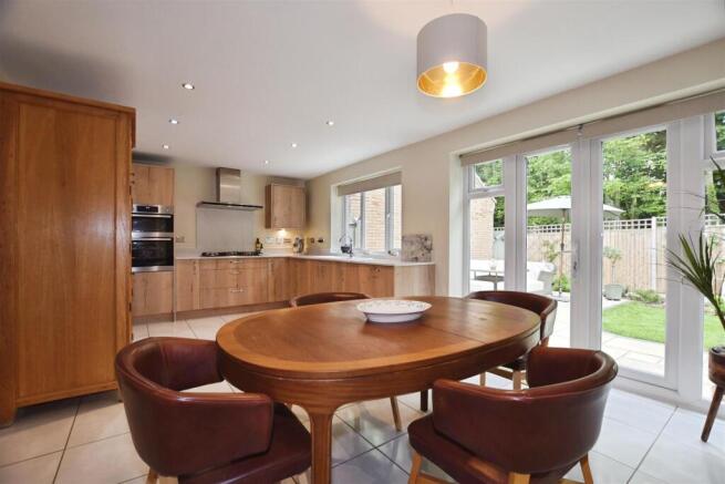 Kitchen Breakfast Room