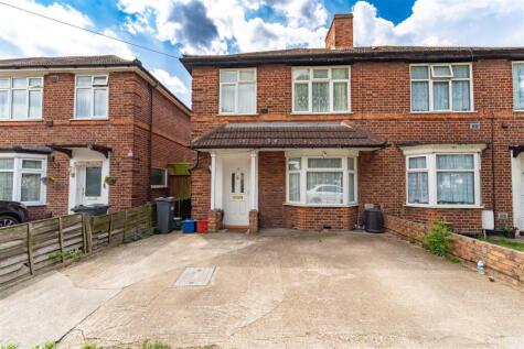 Colwyn Crescent, Hounslow TW3