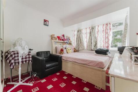 Fairholme Crescent, Hayes