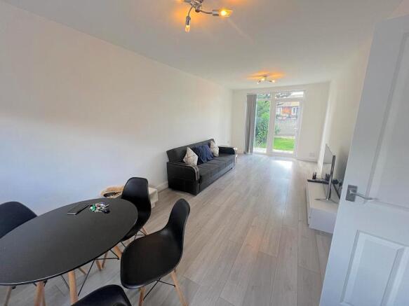 WhatsApp Image 2023-07-17 at 16.03.48 (11).jpeg