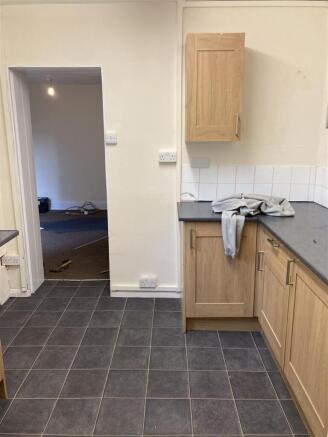 14 westbrook kitchen.JPG
