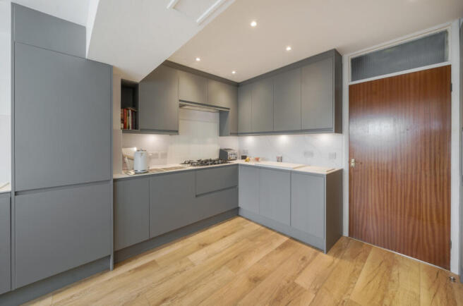 14-681e420c259ff-...