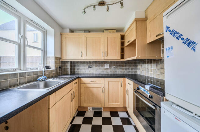 1362460-8-68df95e...