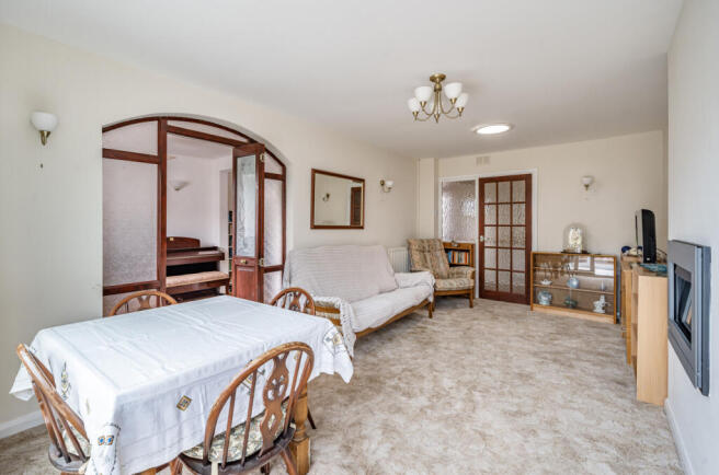 1357244-8-68deab2...