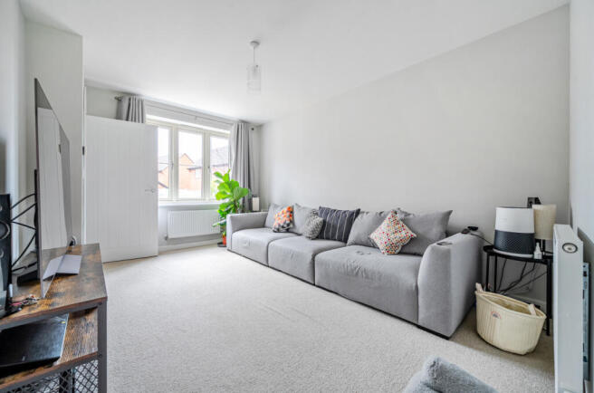 1375128-18-6908b6...